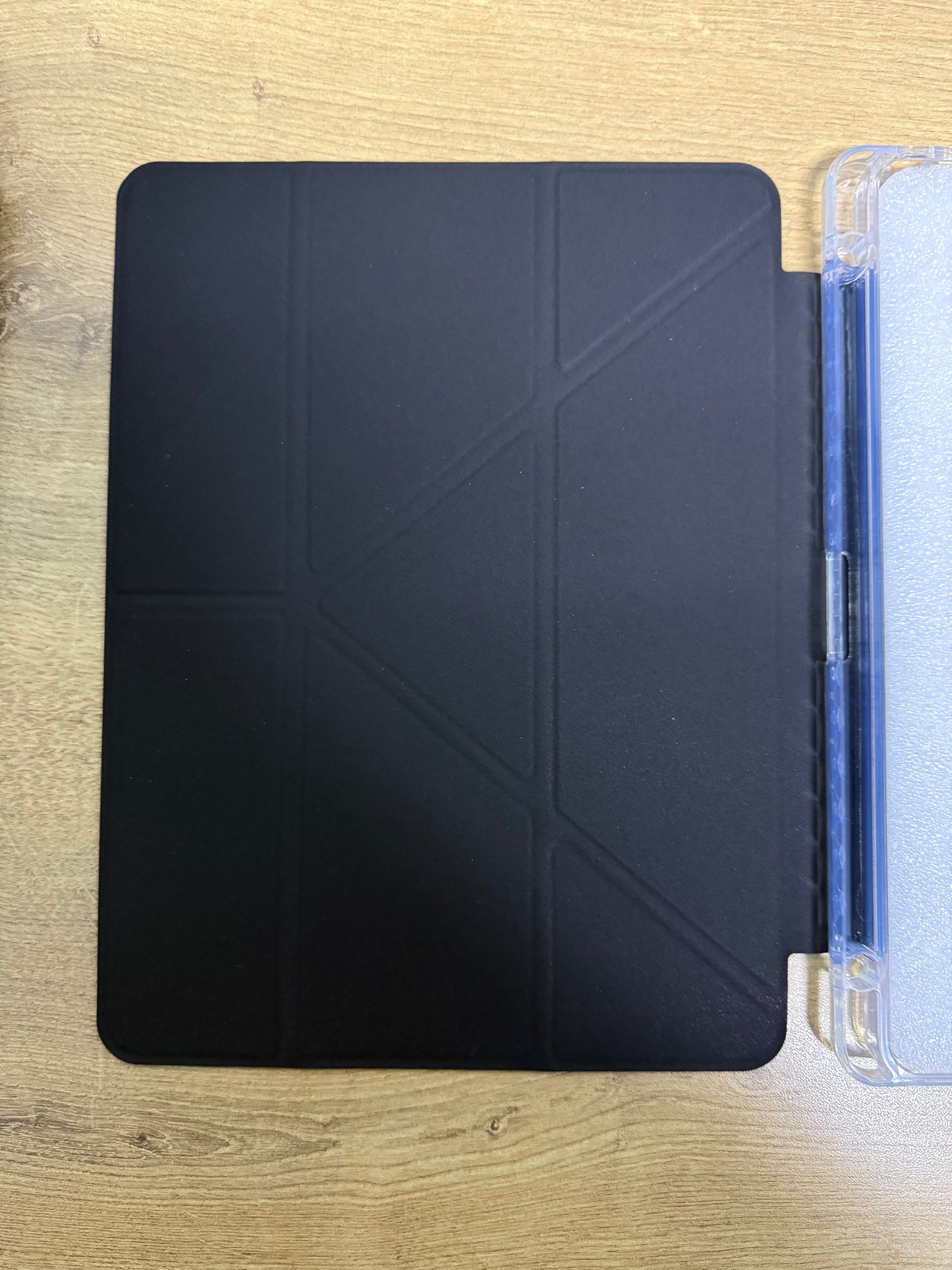 Triangle Case - Black with Transparent Back - iPad 7/8/9 10.2”