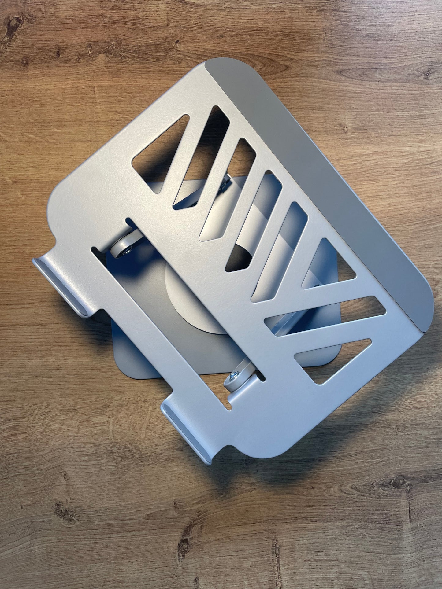 X-Large Aluminum iPad Stand - ستاند ايباد حجم كبير