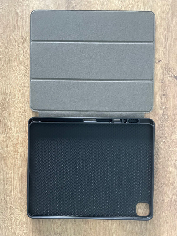 Premium Smart iPad Case with premium finish - كفر ايباد ملمس غني ومميز