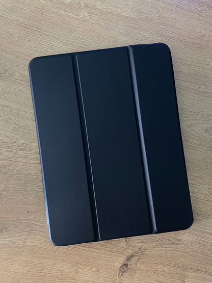 Pro 11 - Smart Classic Black Case مع مكان للقلم
