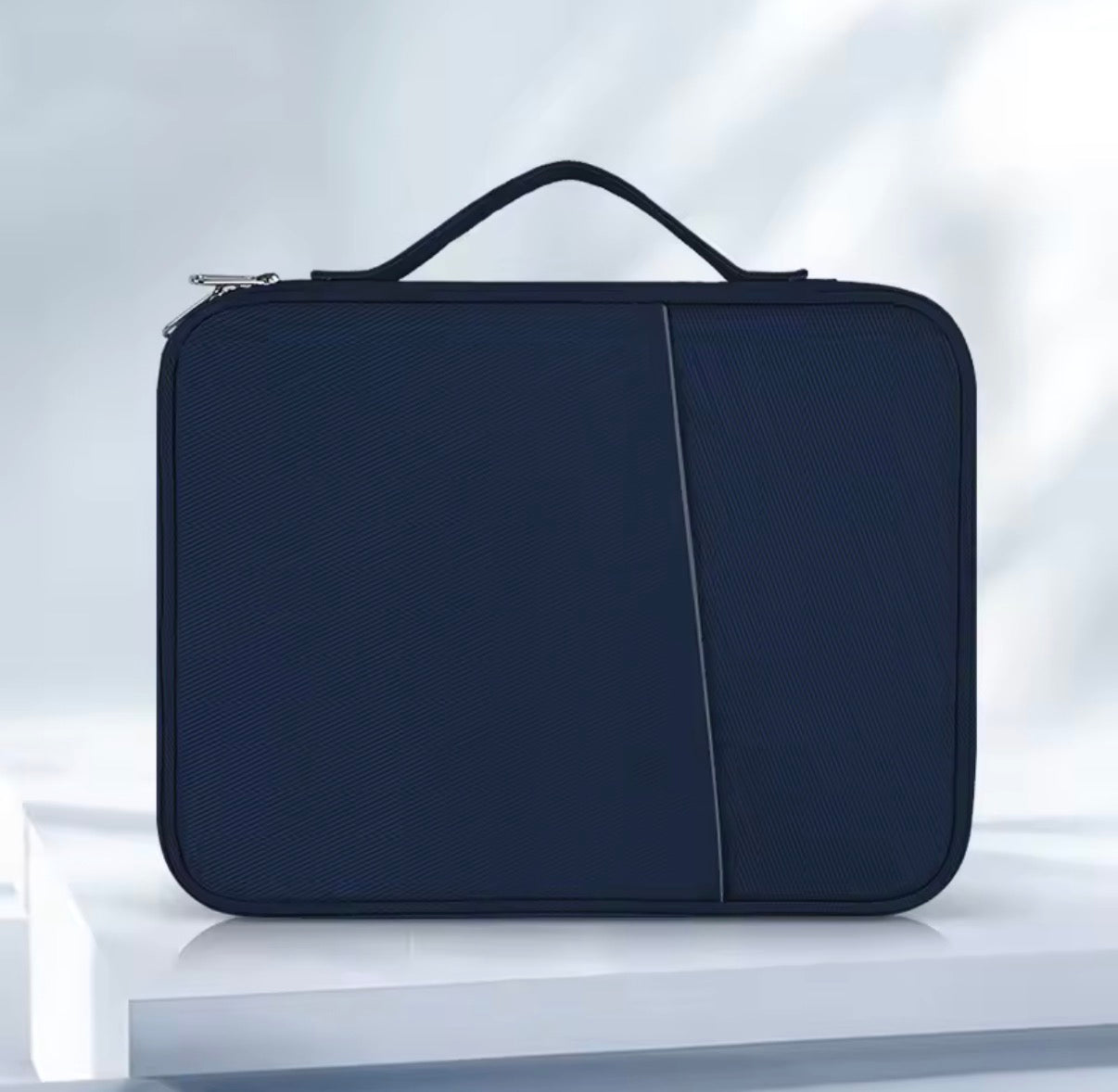 11 inch iPad Bag - شنطة ايباد حجم ١١ اينش مع مكان للاكسسوارات