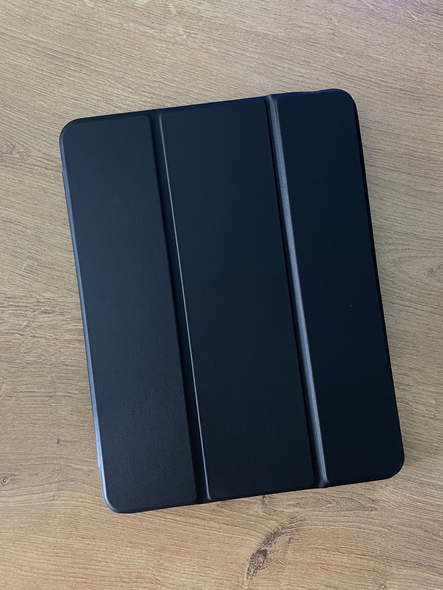 Pro 11 - Smart Classic Black Case مع مكان للقلم - iPady Palestine