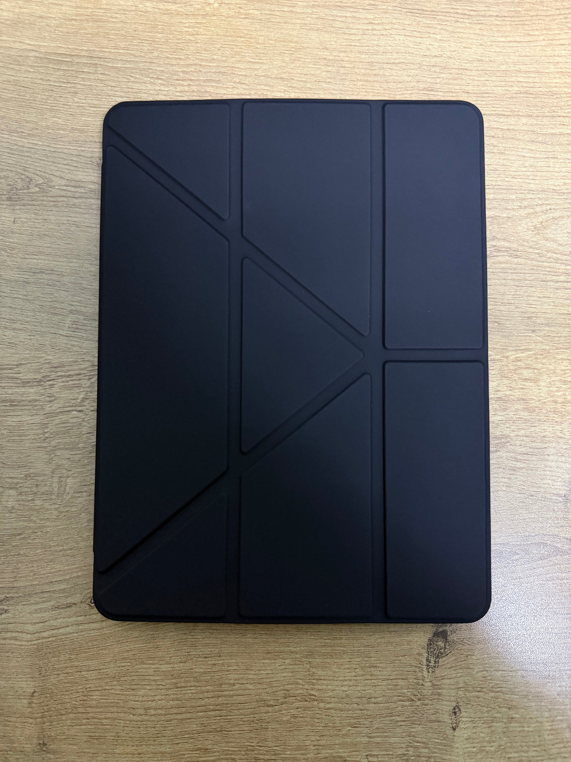 Triangle Case - Black with Transparent Back - iPad 7/8/9 10.2” - iPady Palestine